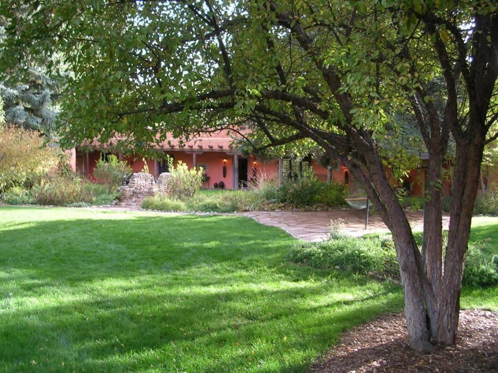 Adobe And Pines Inn Bed And Breakfast Ranchos de Taos Dış mekan fotoğraf