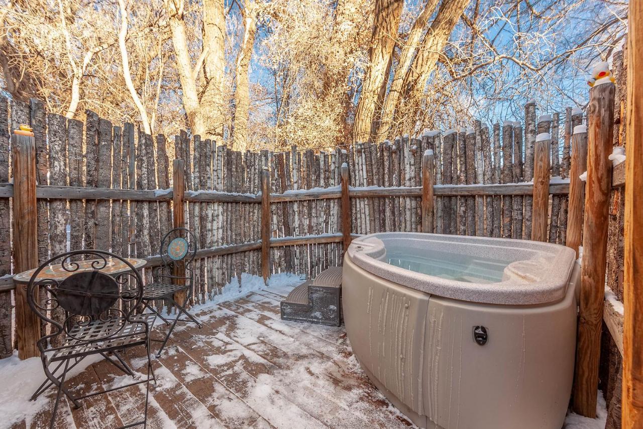 Adobe And Pines Inn Bed And Breakfast Ranchos de Taos Dış mekan fotoğraf