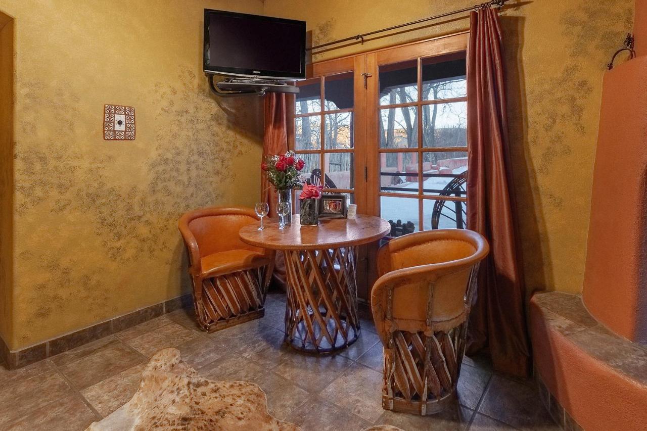 Adobe And Pines Inn Bed And Breakfast Ranchos de Taos Dış mekan fotoğraf